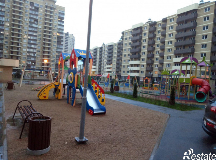 1-комн квартира Российская 72/6