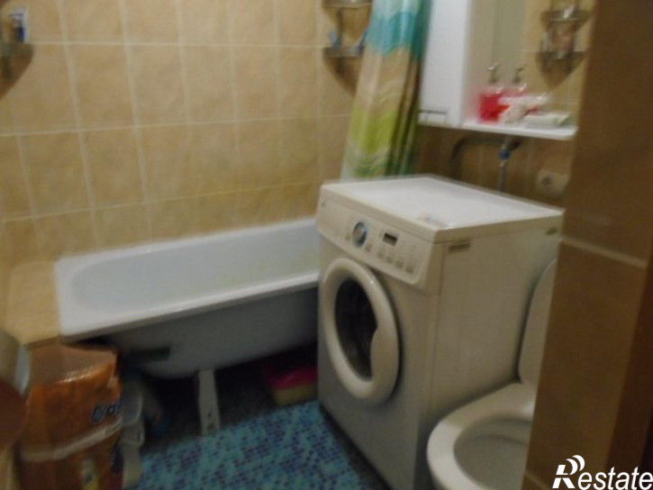 2-комн квартира Карасунская 4