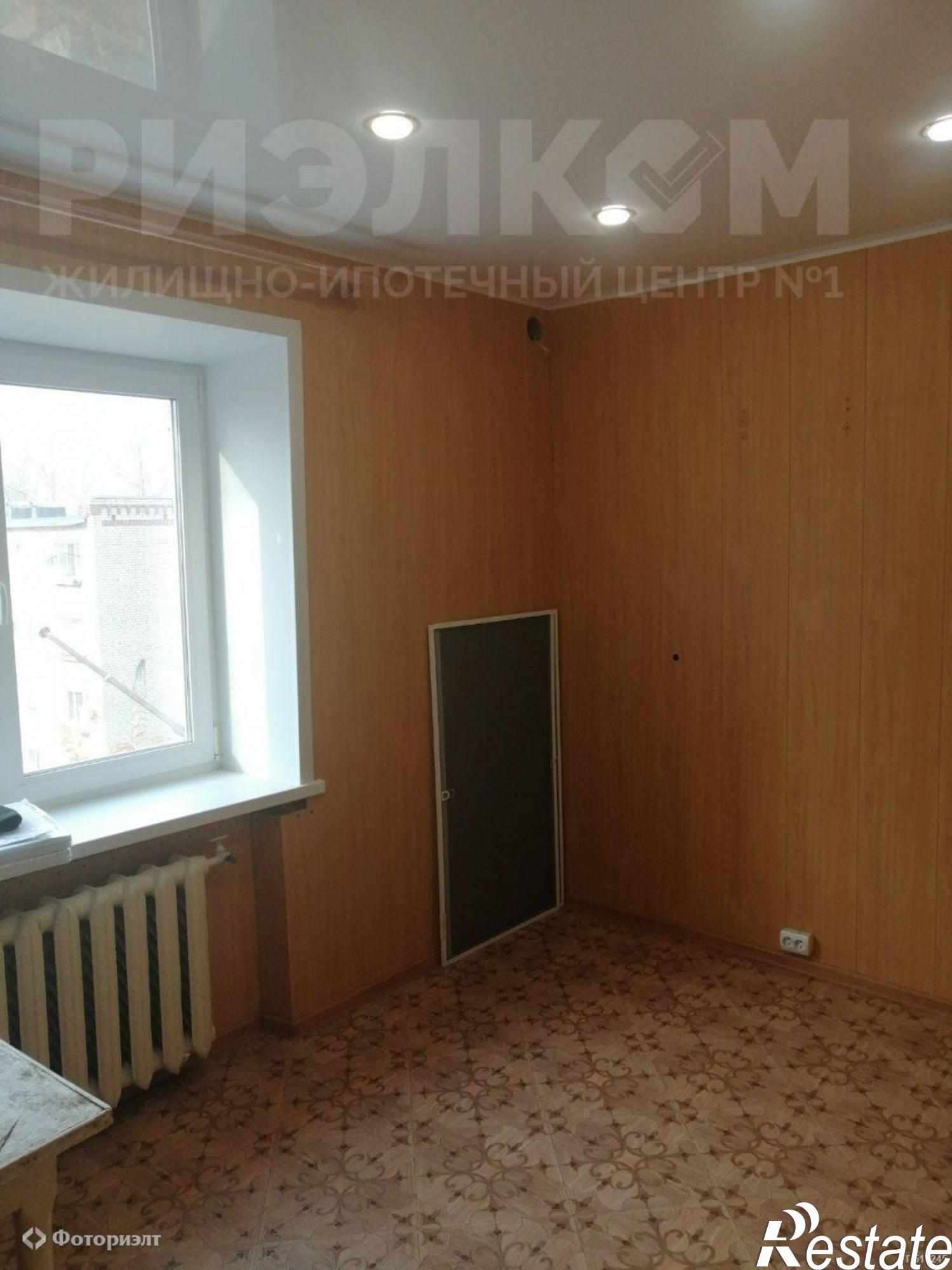 Купить квартиру за 600 000 рублей на Комарова ул, 134