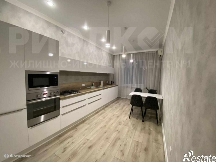 2-комн квартира Набережная Леонова ул, 71