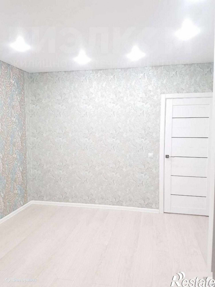 2-комн квартира Факел Социализма ул, 19а