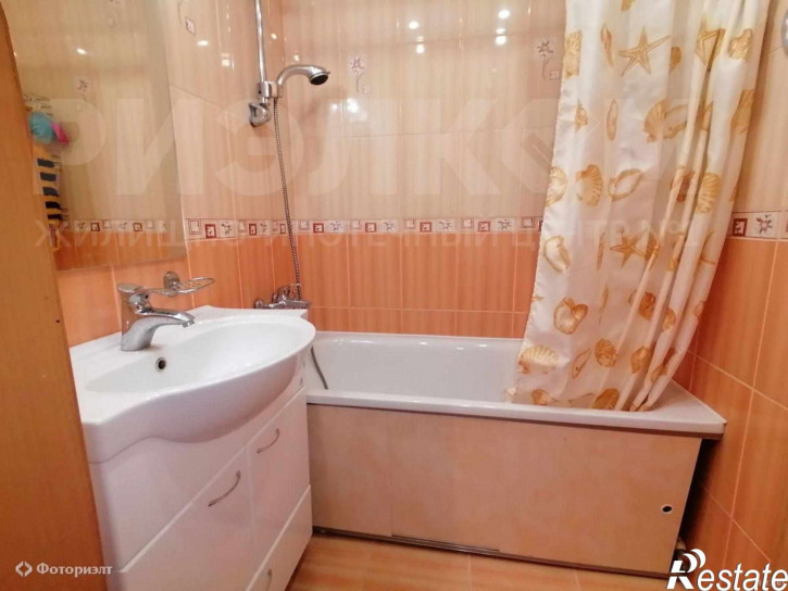 4-комн квартира Каховская ул, 9