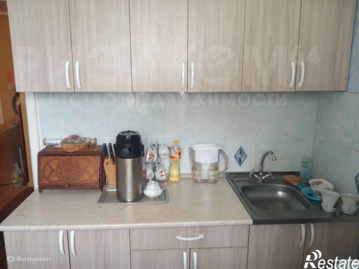 2-комн квартира Факел Социализма ул, 13