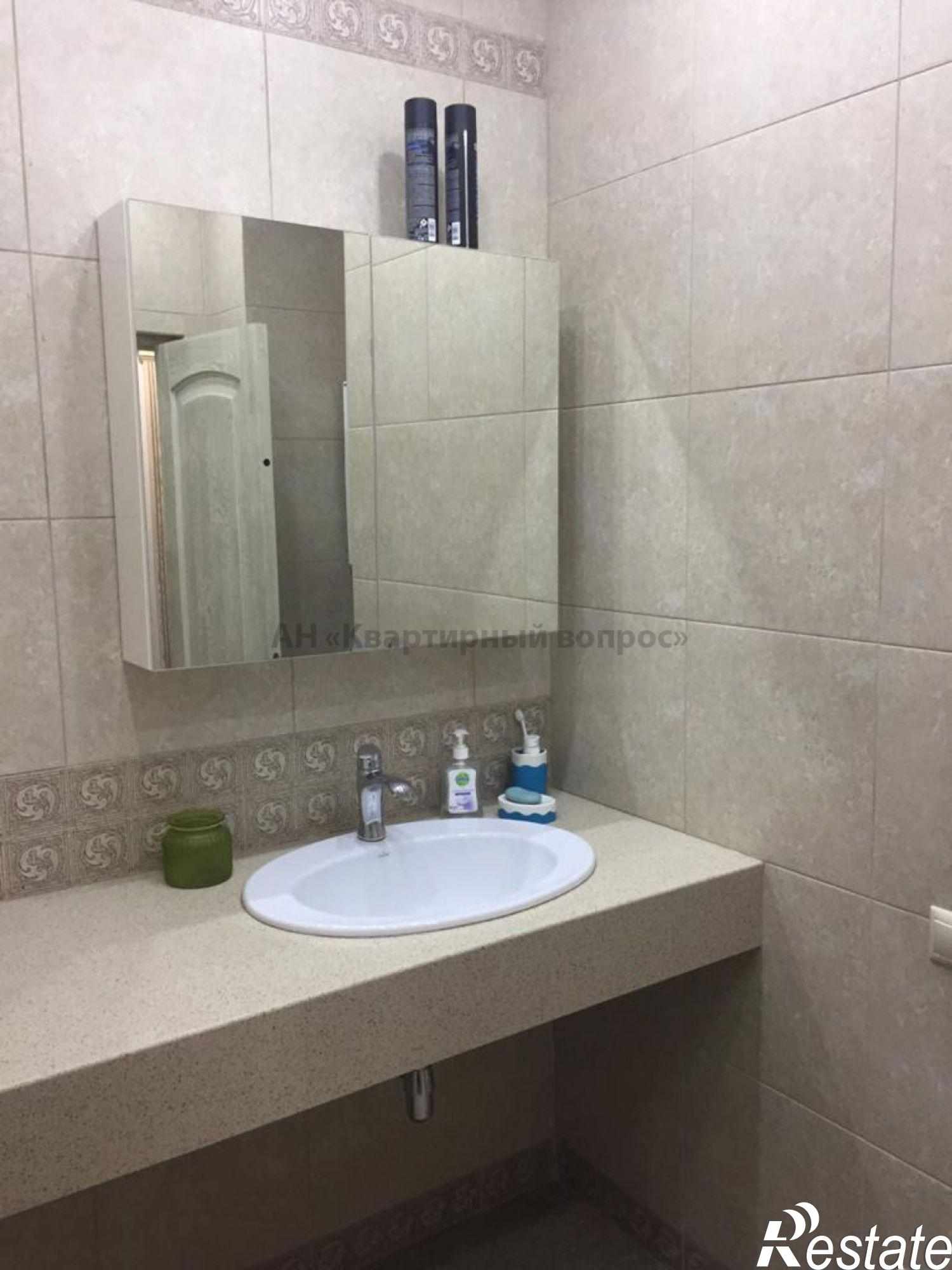 Купить квартиру за 12 600 000 рублей на Крылова ул, 15