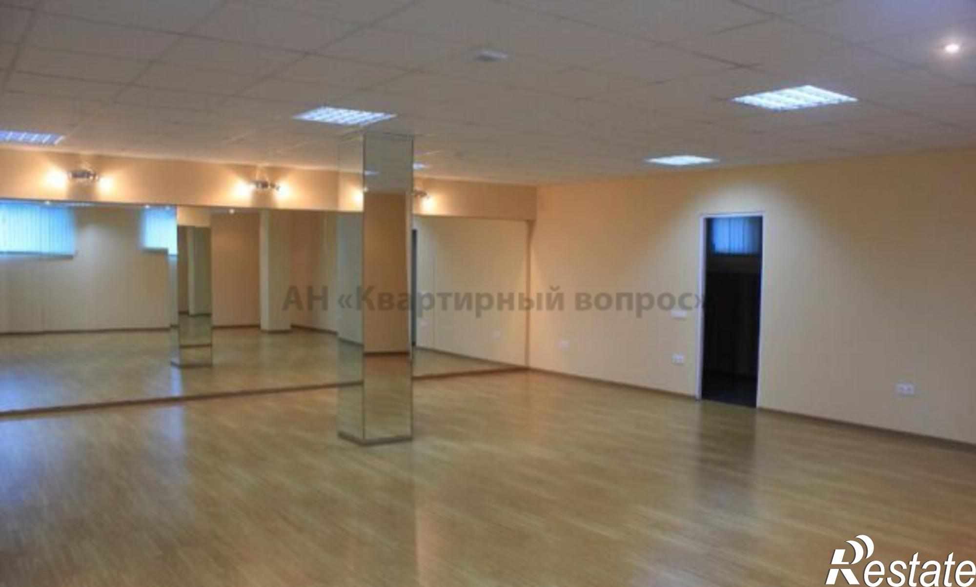 Купить помещение свободного назначения за 3 600 000 рублей на Лазурная ул, 18