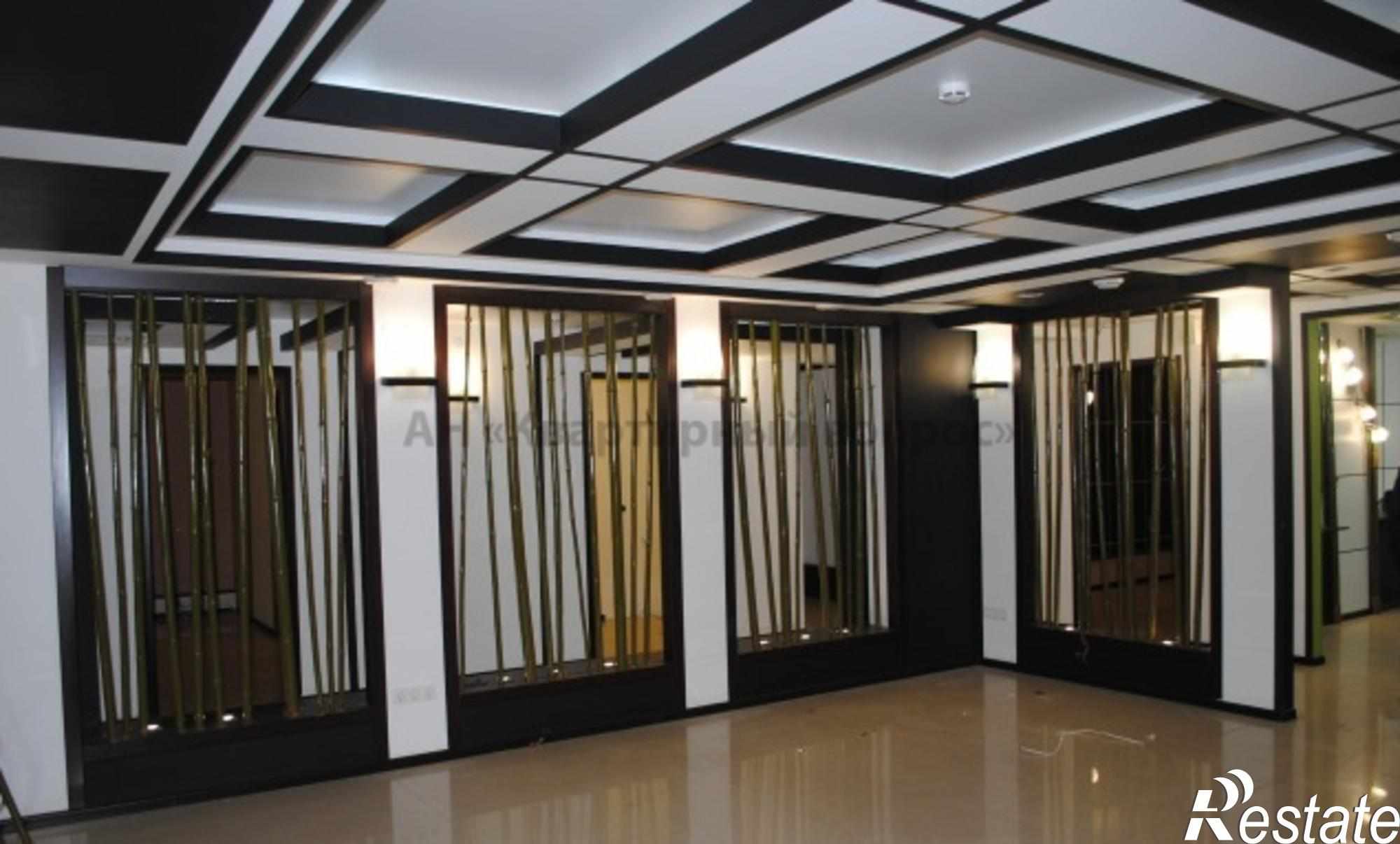 Купить торговое помещение за 13 400 000 рублей на Горького ул, 3