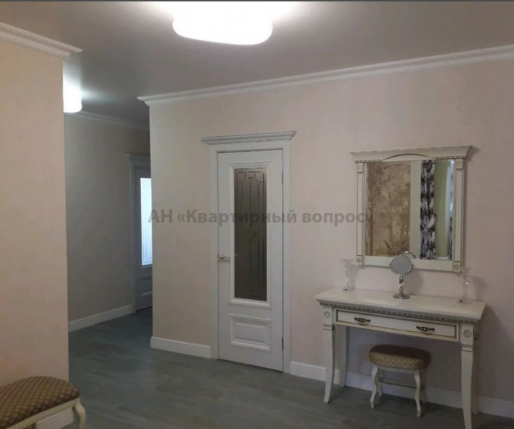 3-комн квартира Крылова ул, 15