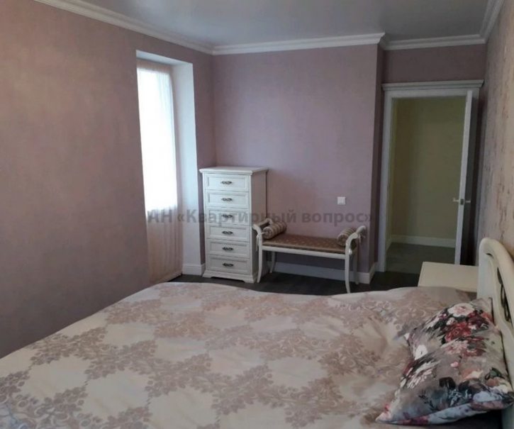 3-комн квартира Крылова ул, 15