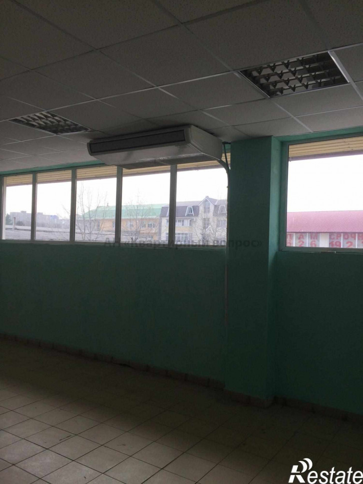 Торговое помещение Толстого ул, 111в