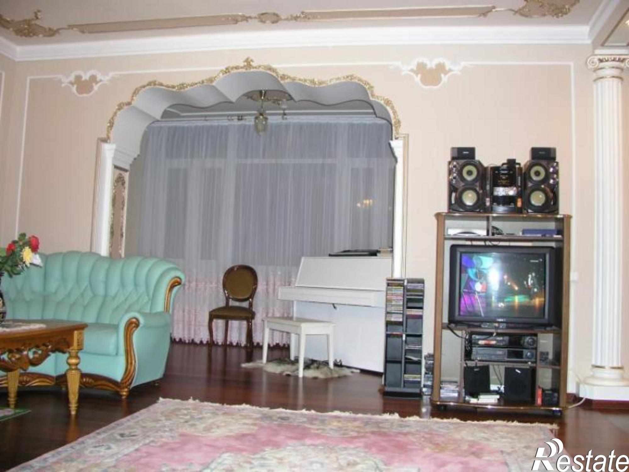 Купить дачу, дом, коттедж за 10 000 000 рублей на с Шиловка, 1