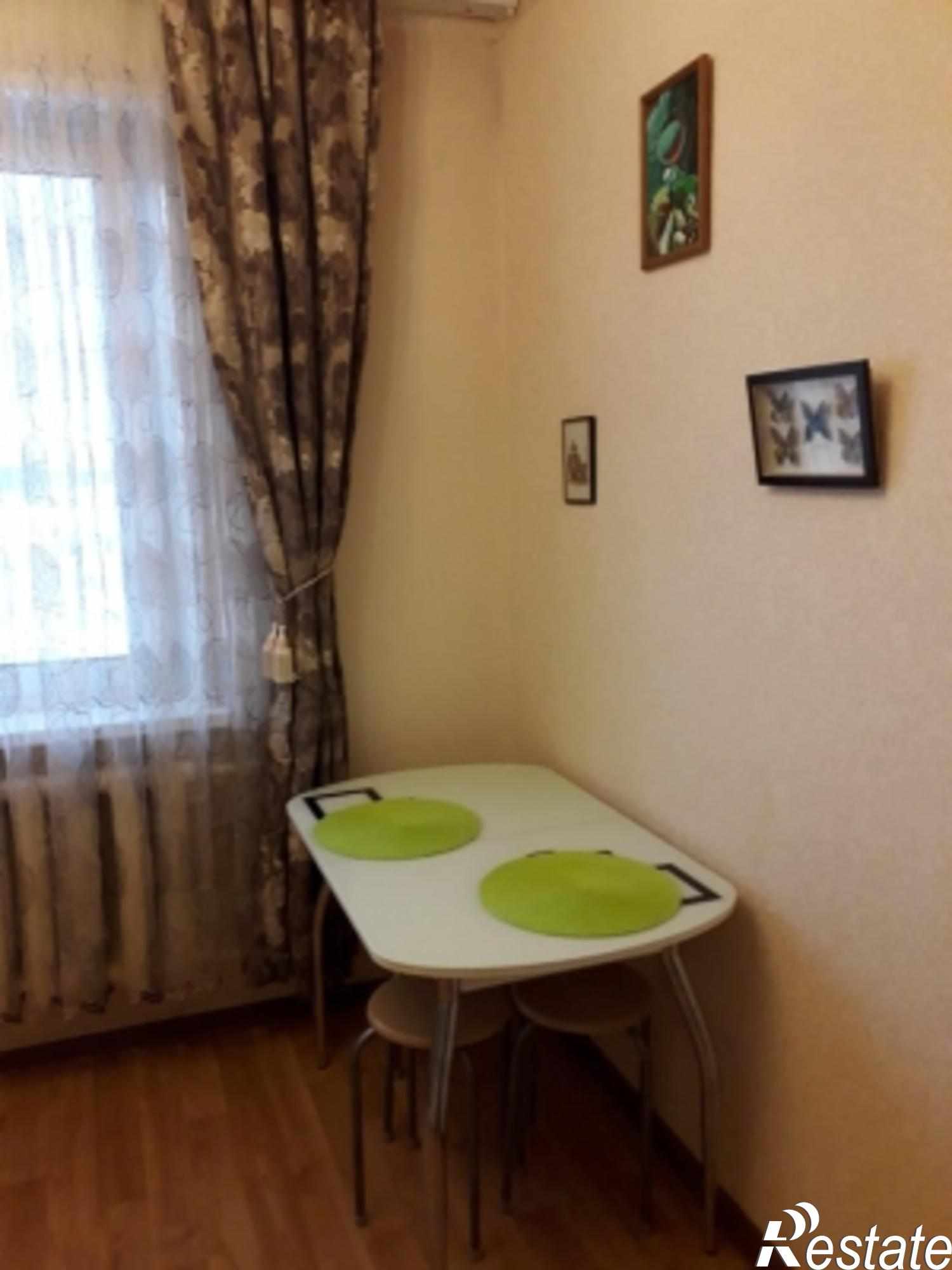 Сдать квартиру за 12 000 рублей на ул Шолмова, 5