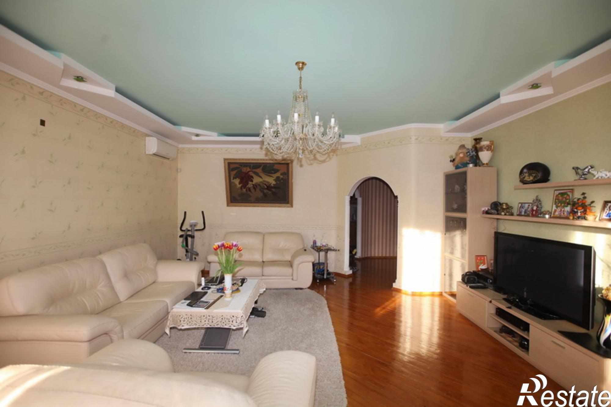Купить дачу, дом, коттедж за 12 000 000 рублей на ул. Пришвина, д. 47