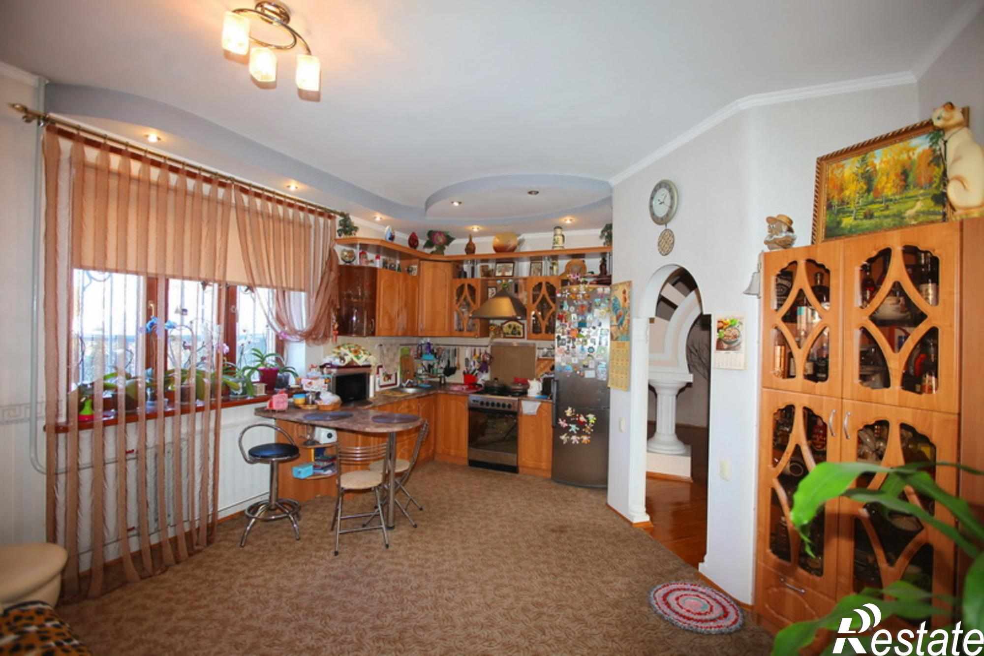 Купить дачу, дом, коттедж за 12 000 000 рублей на ул. Пришвина, д. 47