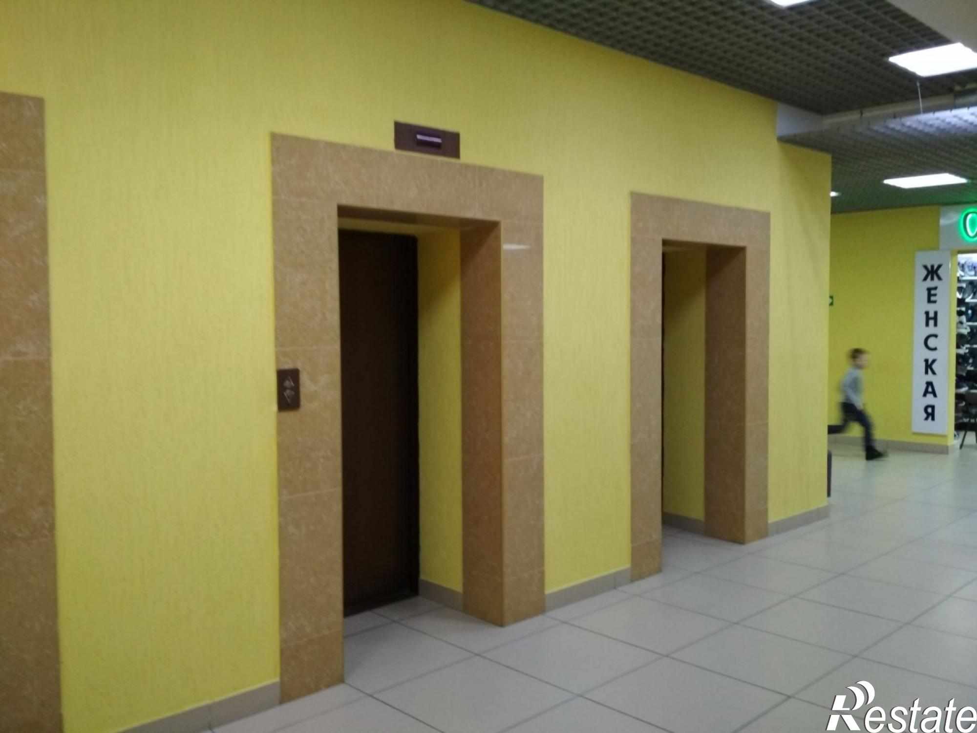 Сдать торговое помещение за 975 000 рублей на ул Большая Садовая, 153/163