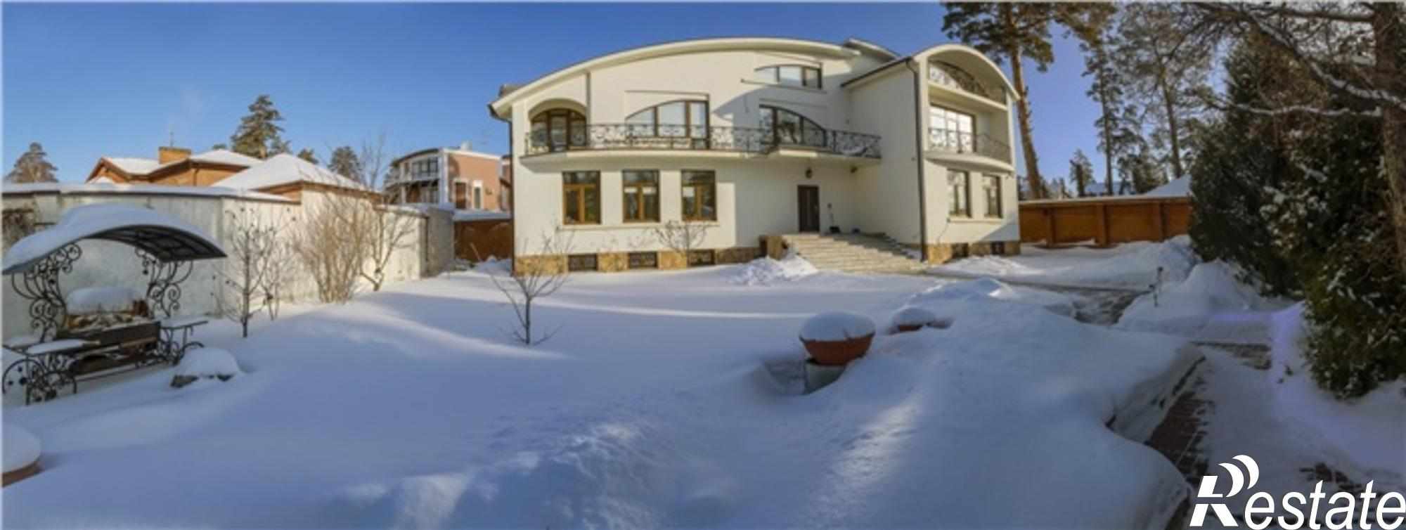 Купить дачу, дом, коттедж за 53 000 000 рублей на Комзина улица