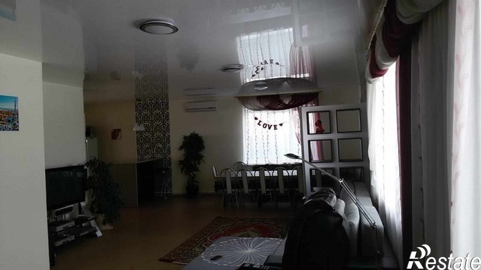 Сдать дачу, дом, коттедж за 12 000 рублей на , 76