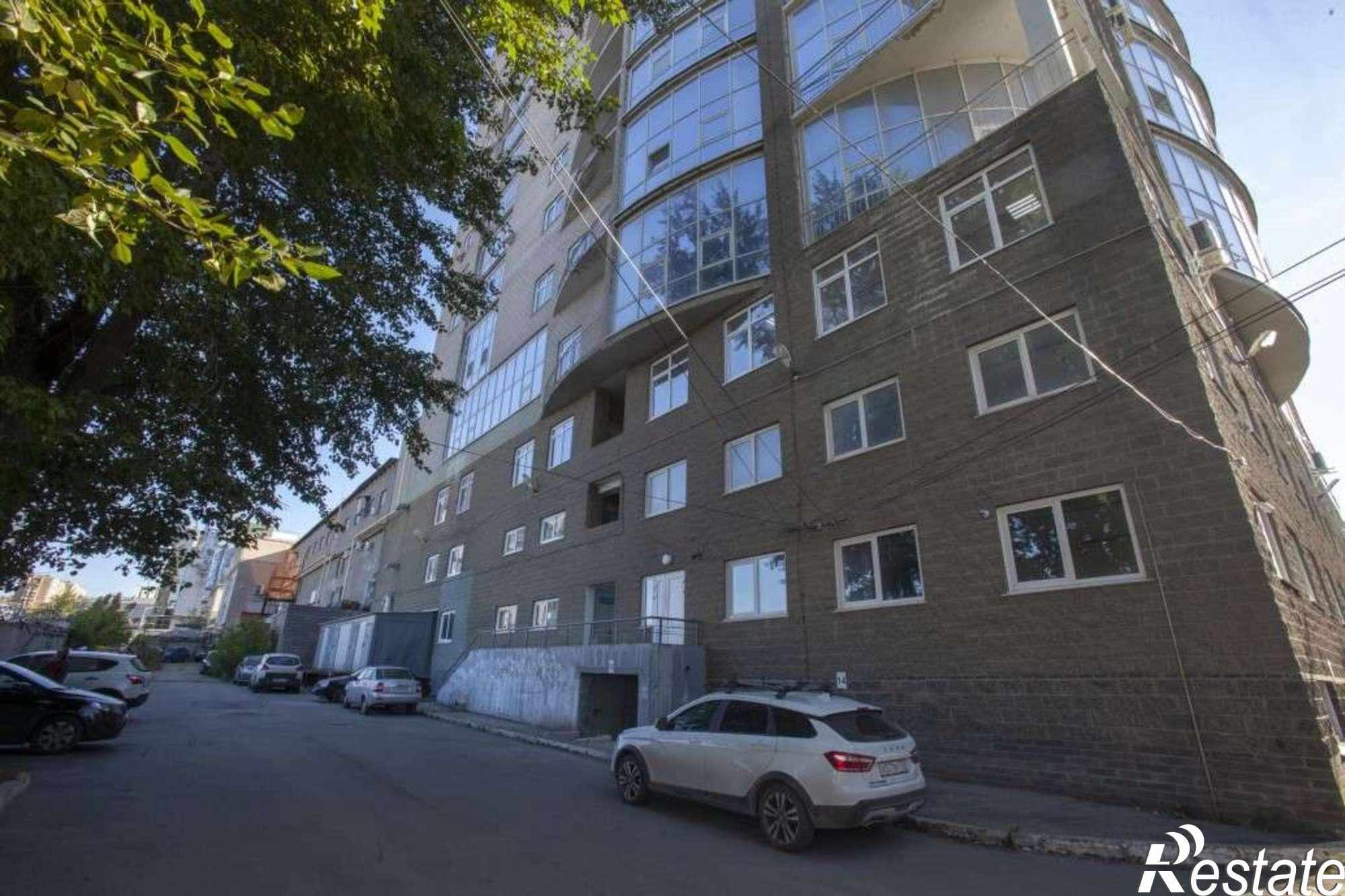 Сдать торговое помещение за 340 000 рублей на Московское шоссе, 4,корп.9