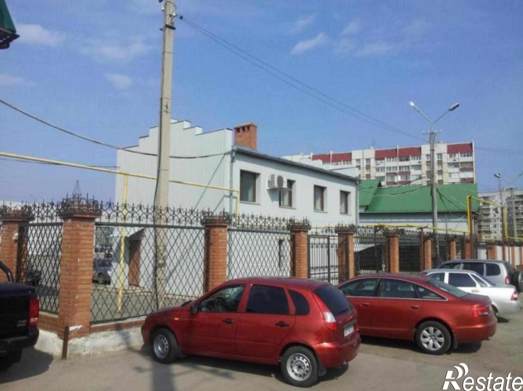 Купить помещение свободного назначения за 50 000 000 рублей на Толстого улица