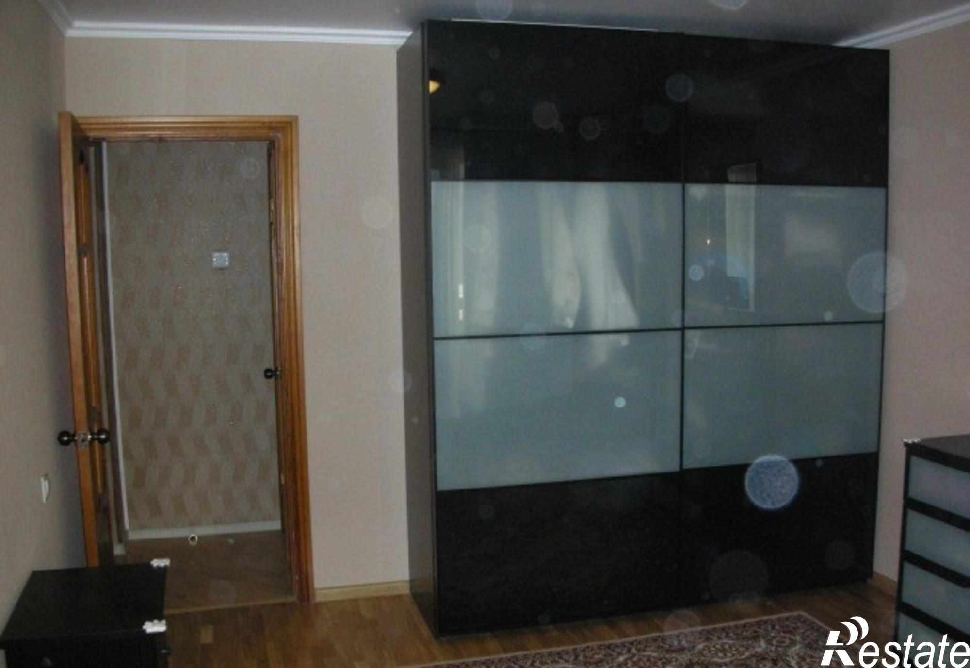 Купить квартиру за 12 000 000 рублей на Красных Партизан ул, 4/3