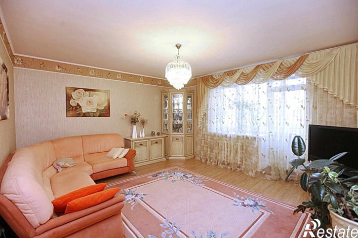 4-комн квартира ул. Германа Титова, д. 13А