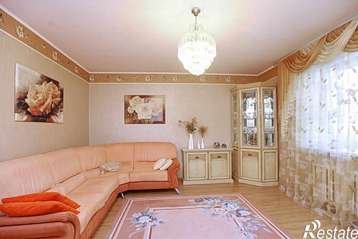 4-комн квартира ул. Германа Титова, д. 13А