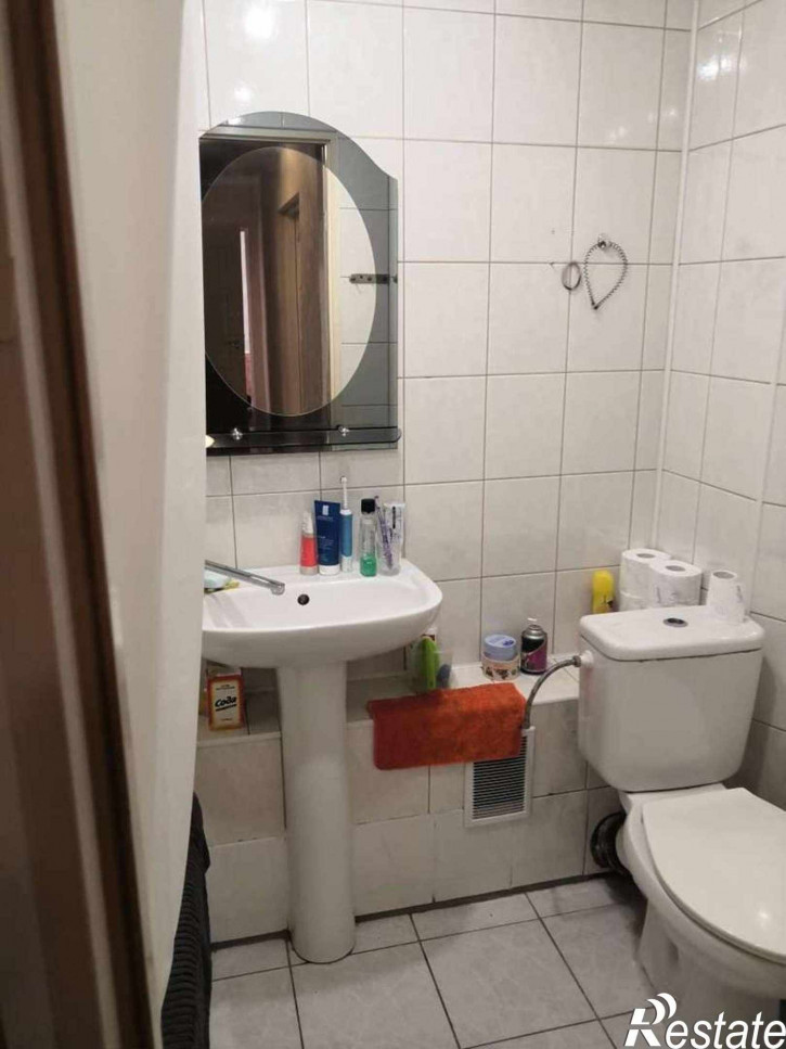 2-комн квартира Парижской Коммуны улица, 1