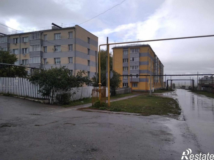 Торговое помещение 70 лет октября, 37а