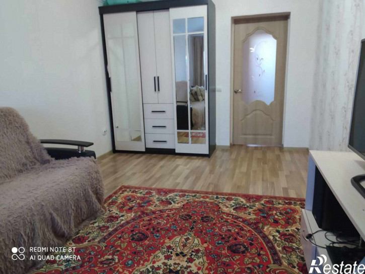 2-комн квартира Апрельская ул, 5