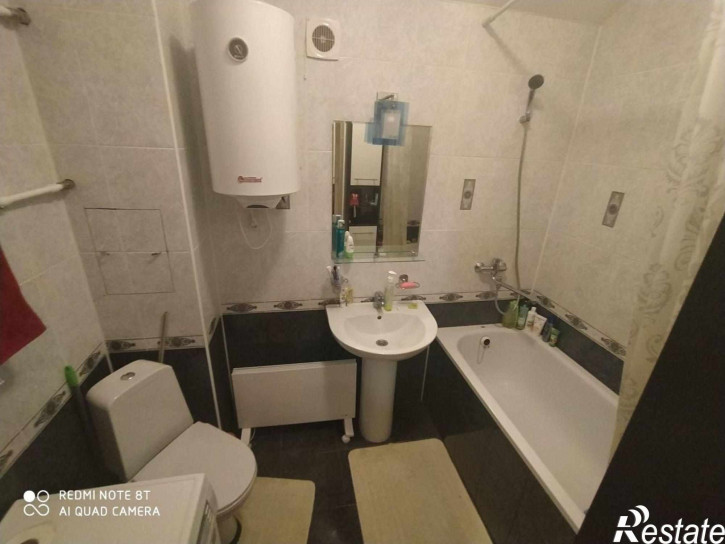 2-комн квартира Апрельская ул, 5