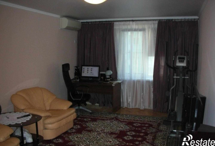 3-комн квартира Красных Партизан ул, 4/3