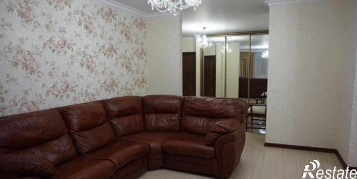3-комн квартира Яна Полуяна ул, 51