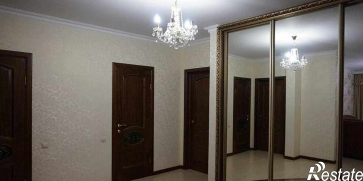 3-комн квартира Яна Полуяна ул, 51