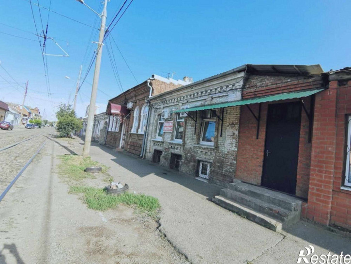 3-комн квартира Горького ул, 128
