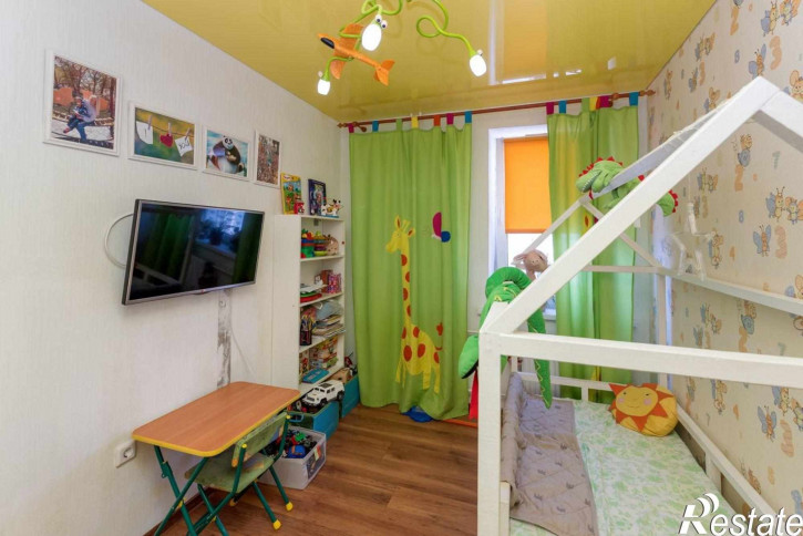 3-комн квартира Черкасская ул, 68
