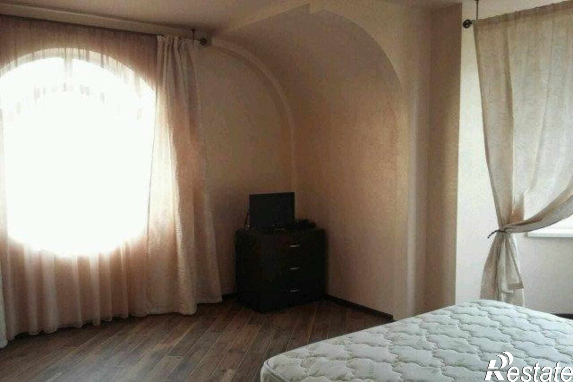 Купить дачу, дом, коттедж за 28 500 000 рублей на Садовая ул, 7