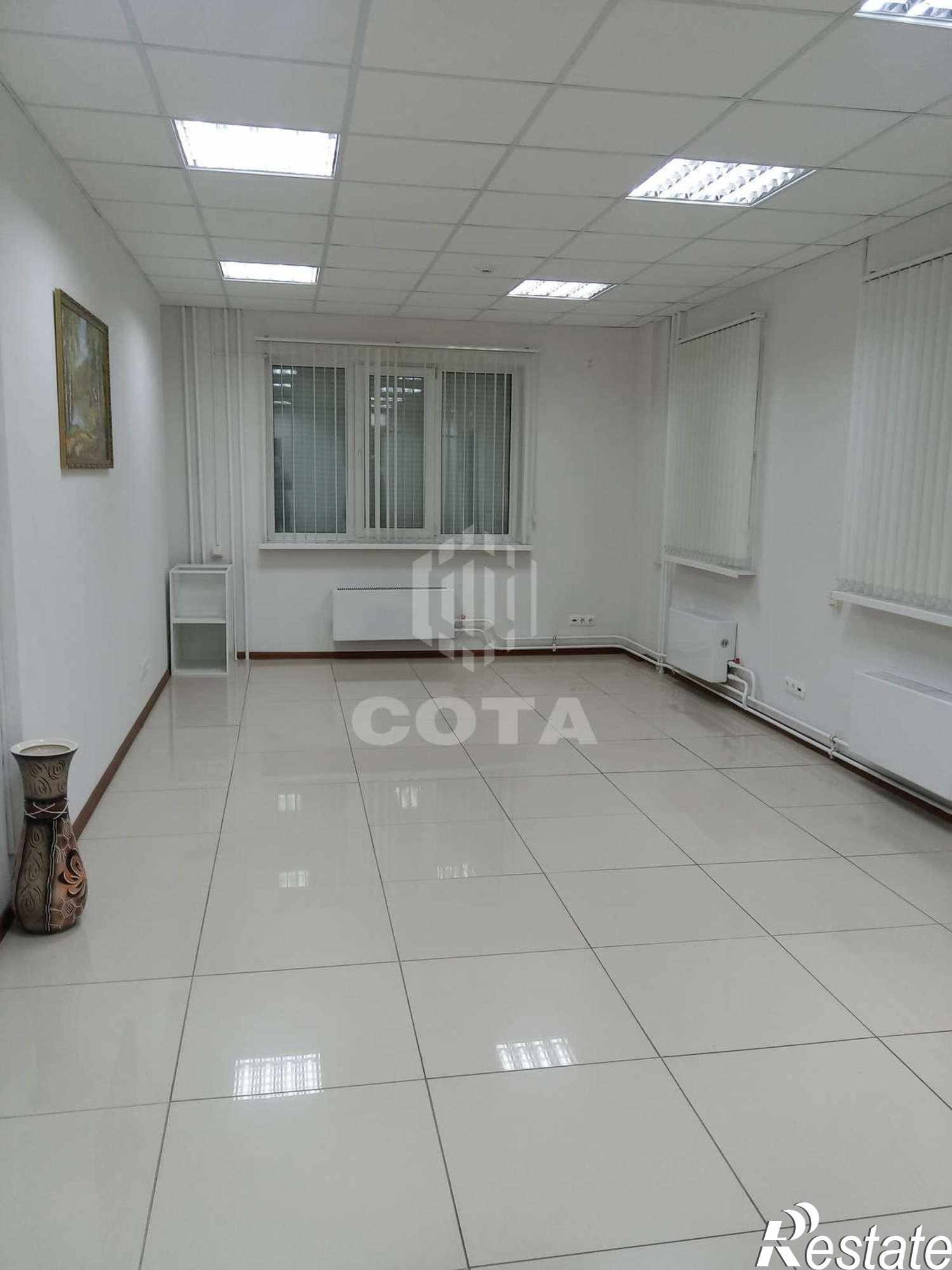 Сдать офис, помещение под офис за 65 000 рублей на Никитинская улица, 49