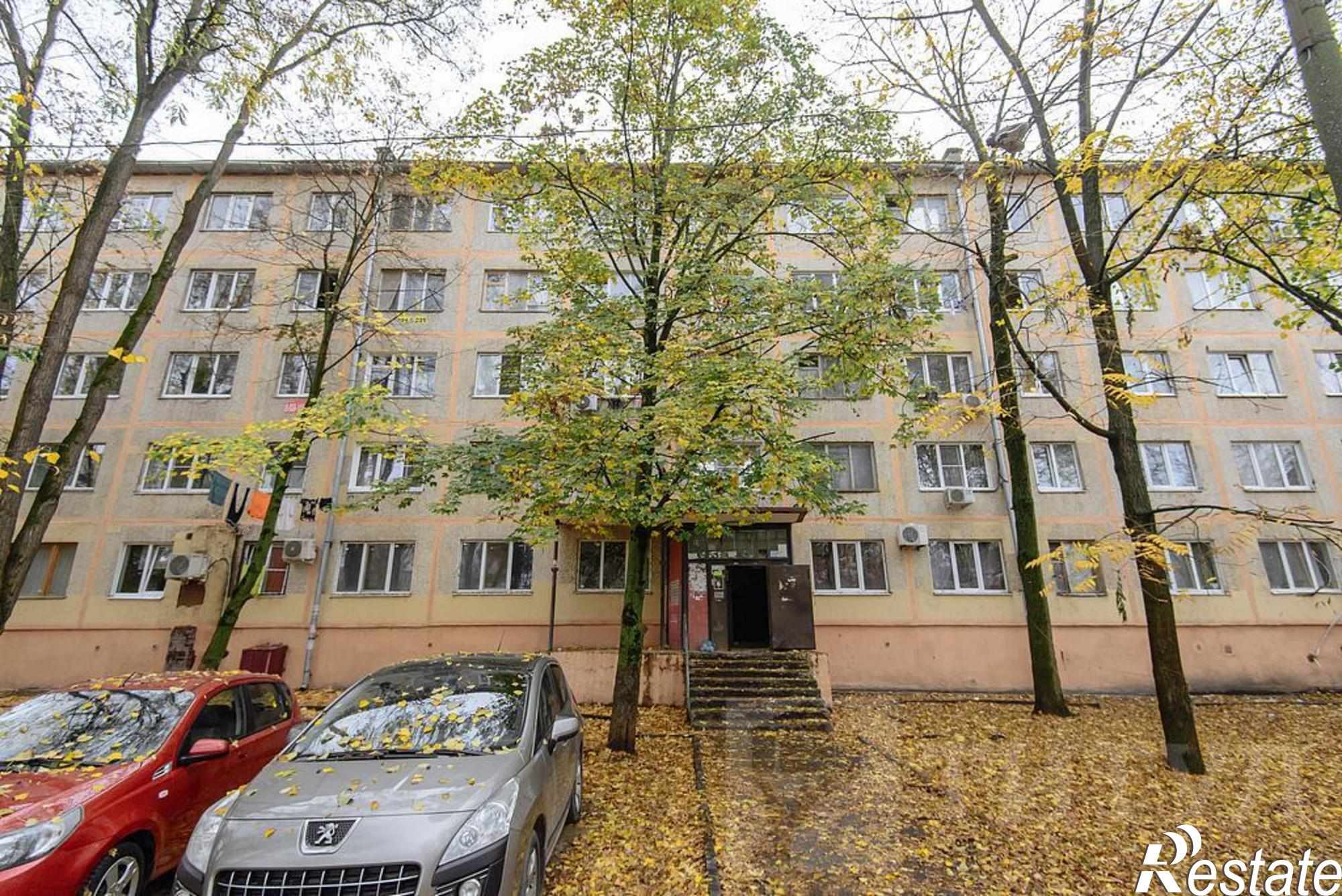 Купить комнату за 800 000 рублей на Чкаловский, Беломорский