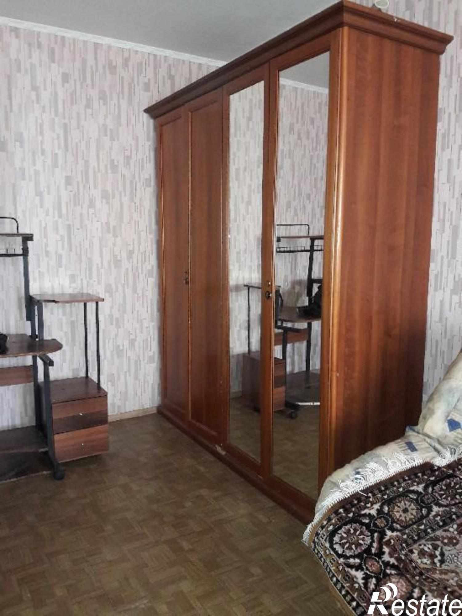 Купить квартиру за 4 000 000 рублей на 70 лет Октября, 13