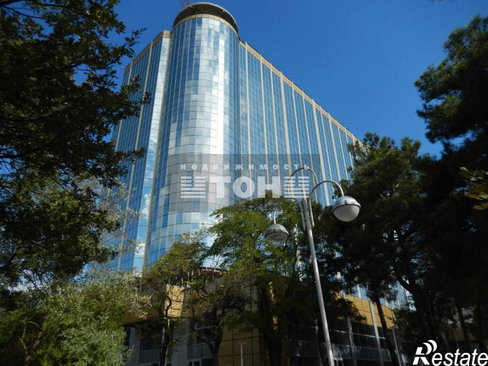 Купить квартиру за 28 000 000 рублей на ул. Мира, 40