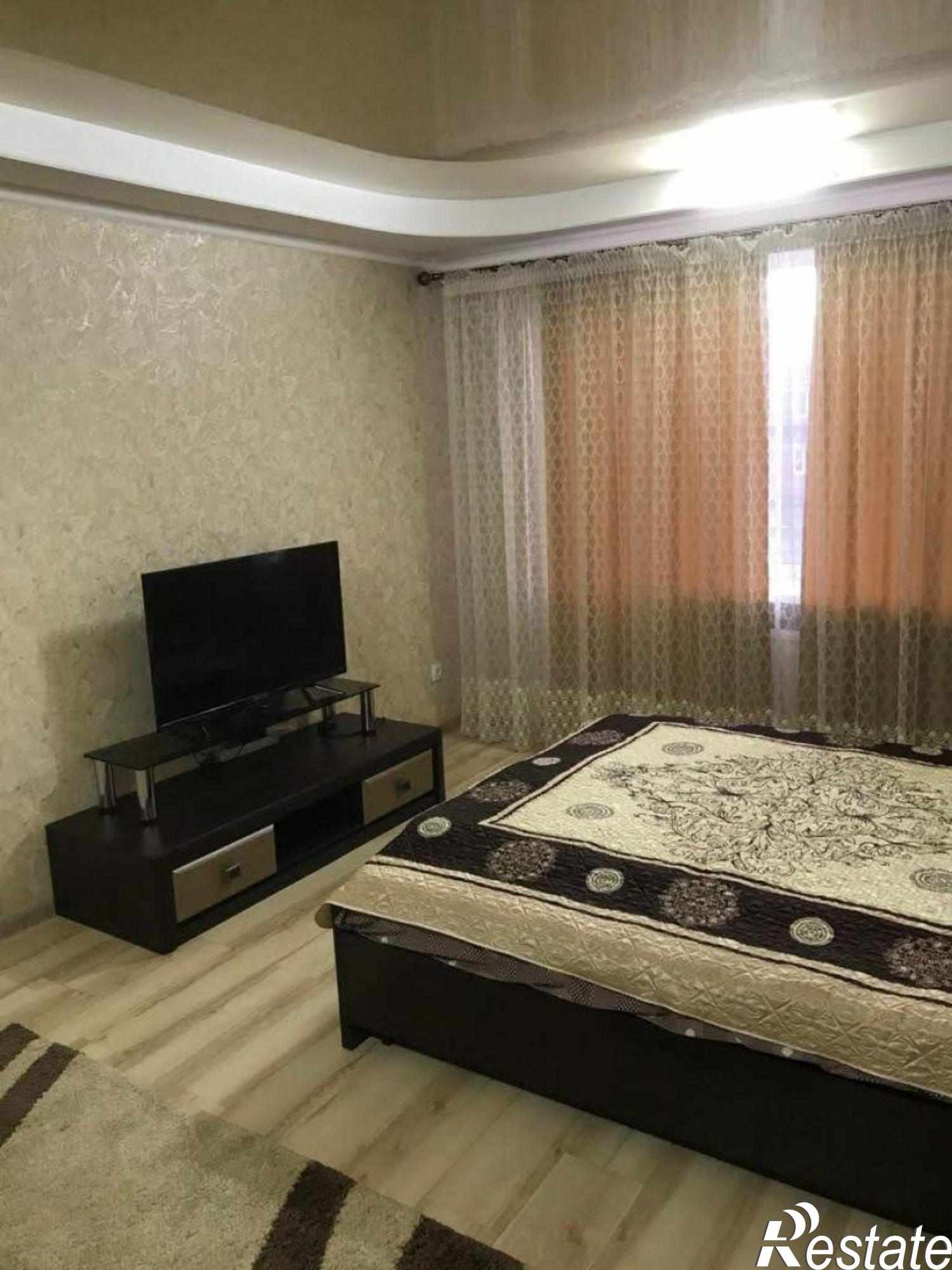 Сдать квартиру за 25 000 рублей на ул. Декабристов,1