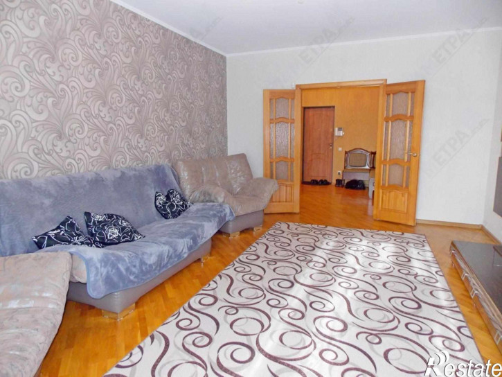 3-комн квартира Чичерина ул, 21б