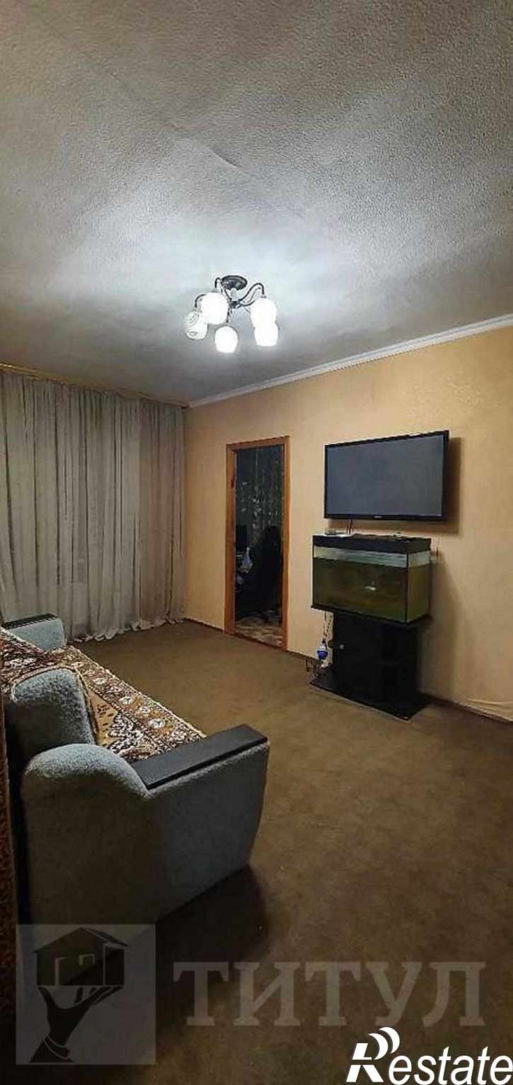 4-комн квартира Чкаловский, Киргизская