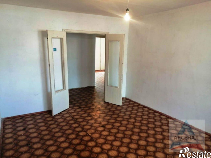 3-комн квартира Октябрьская ул, 18