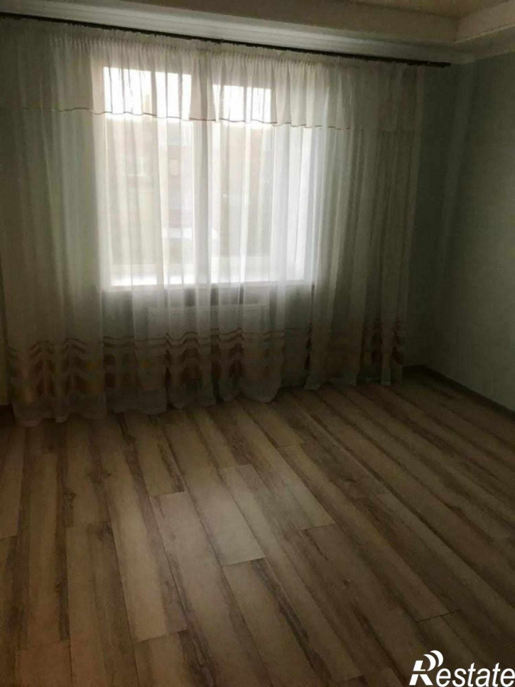 3-комн квартира ул. Декабристов,1