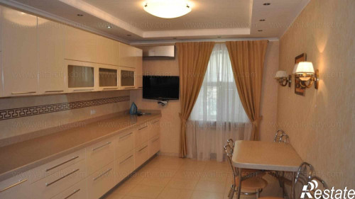 Продажа 4-комн квартиры Ленина ул., 13