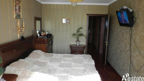 Продажа 3-комн квартиры Блюхера ул., 48