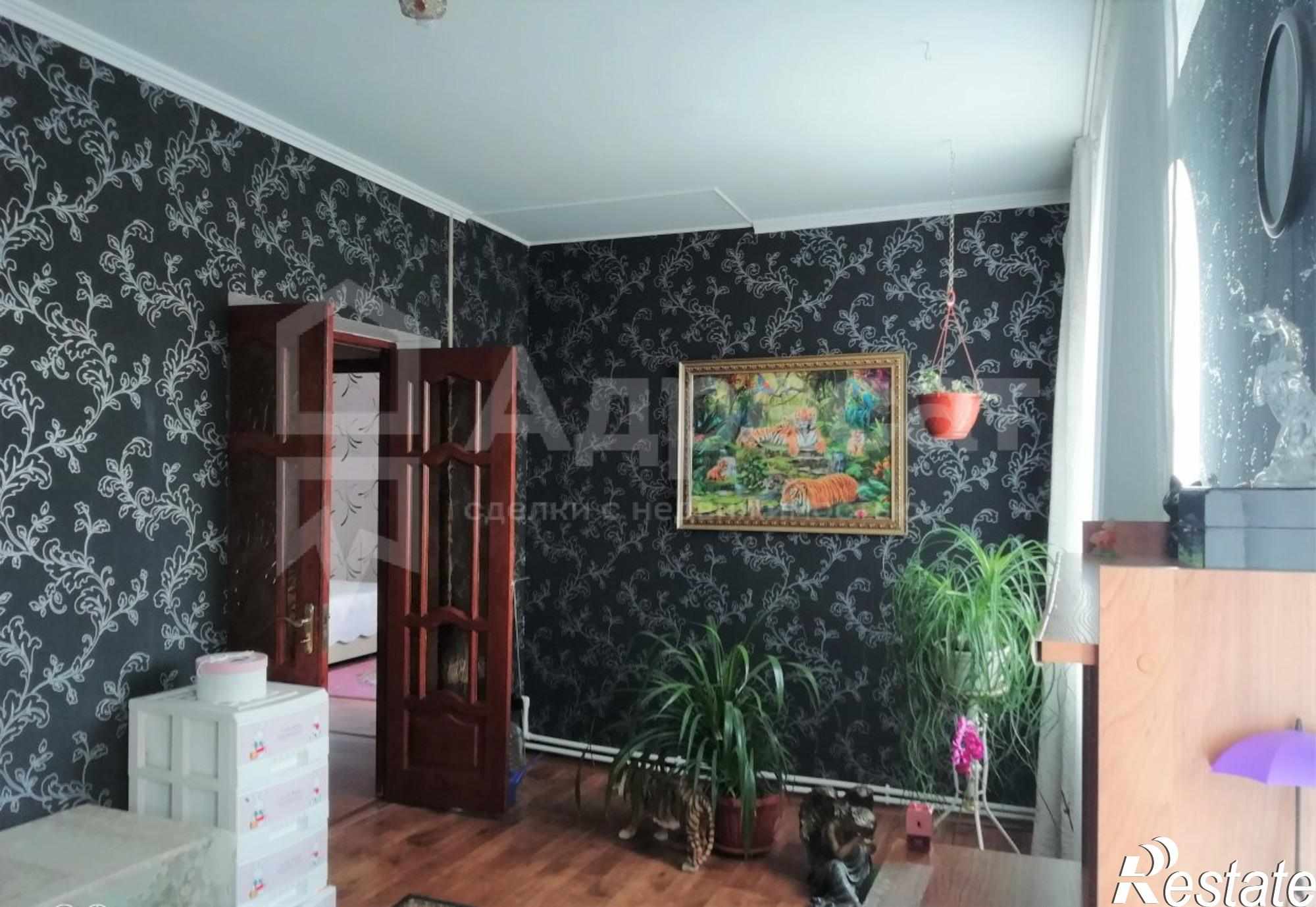 Купить дачу, дом, коттедж за 13 000 000 рублей на б-р. Сиреневый
