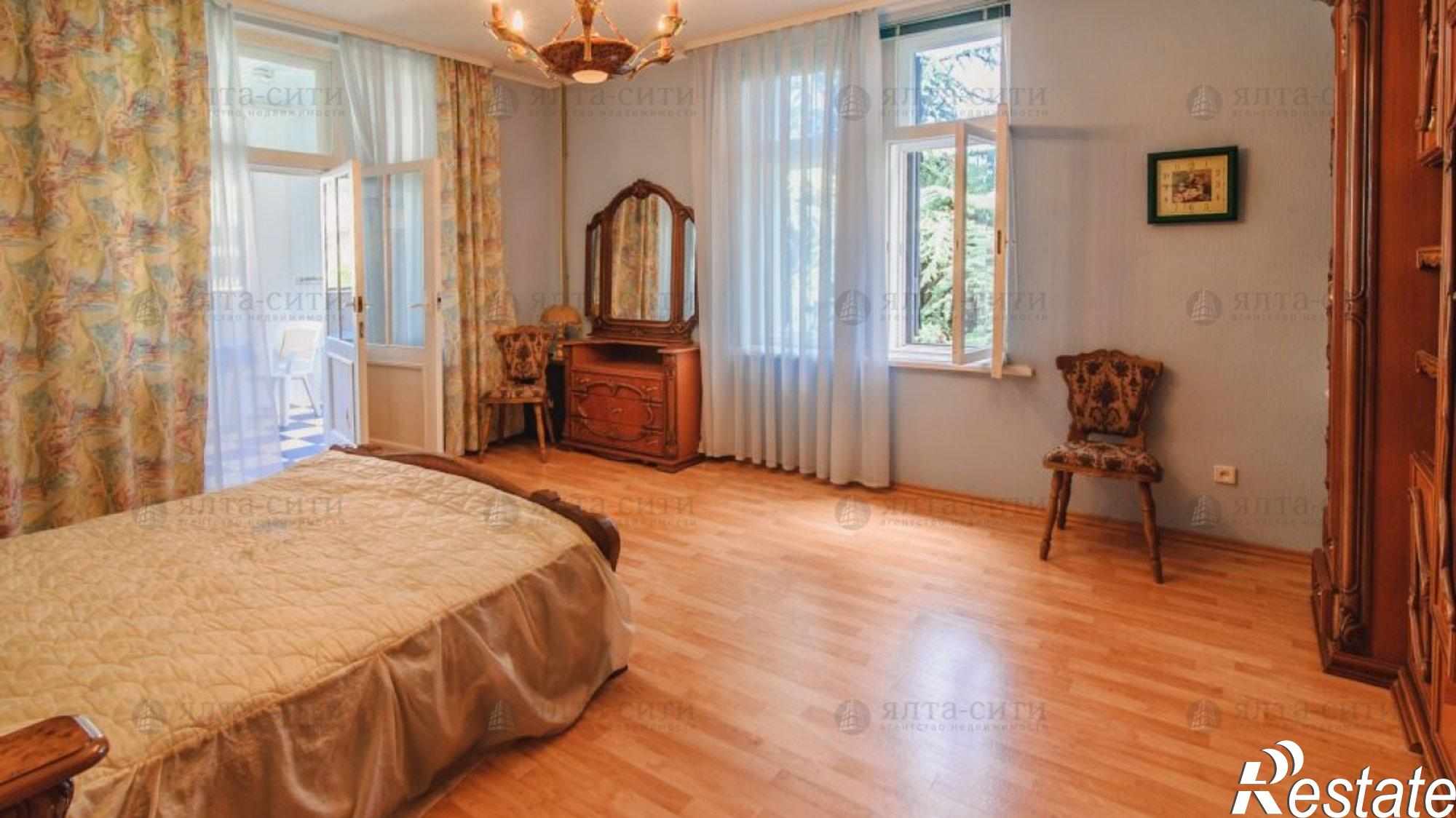 Купить квартиру за 19 920 900 рублей на Батурина ул., 30