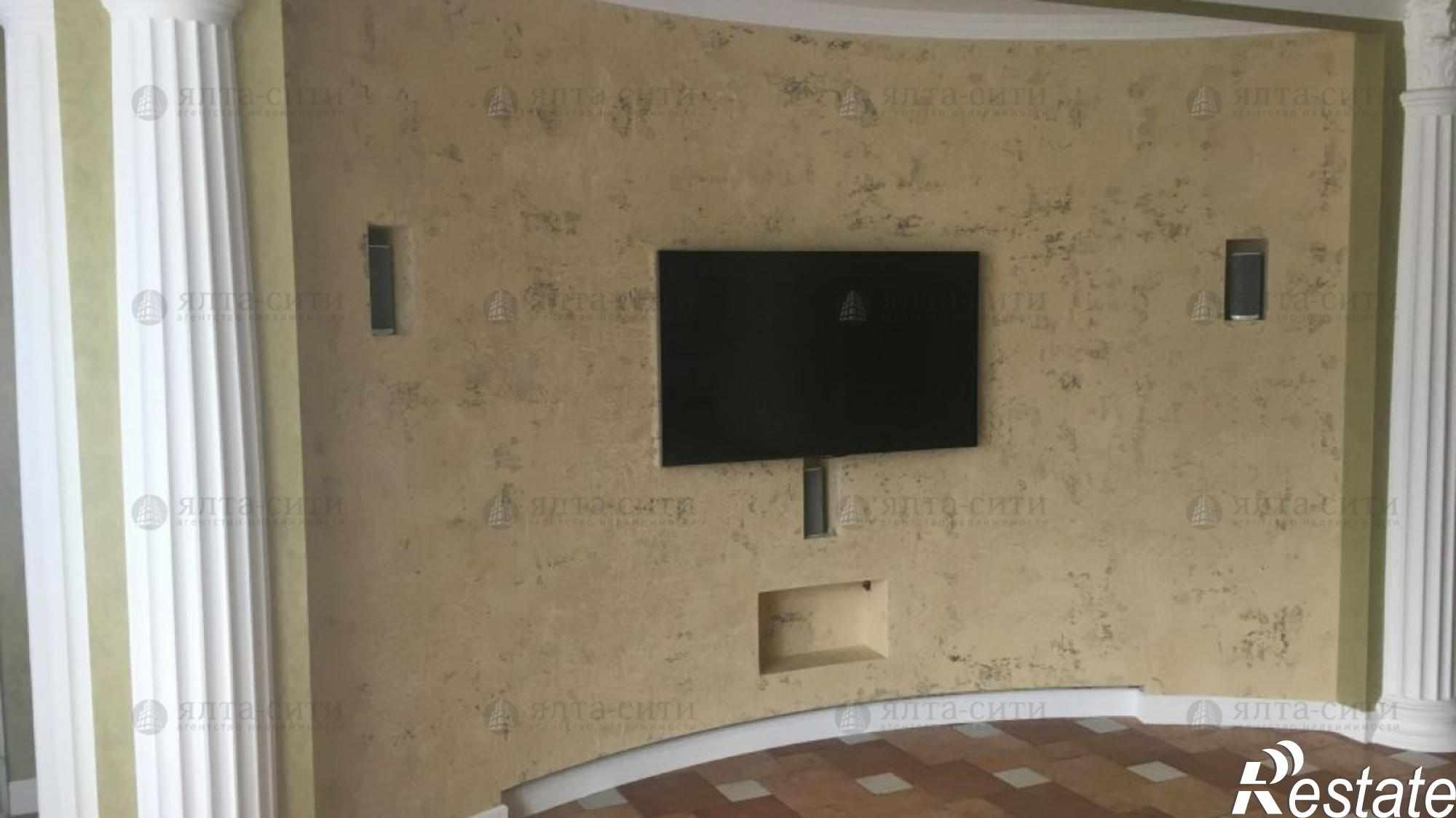 Купить квартиру за 21 578 800 рублей на Радужная ул., 2