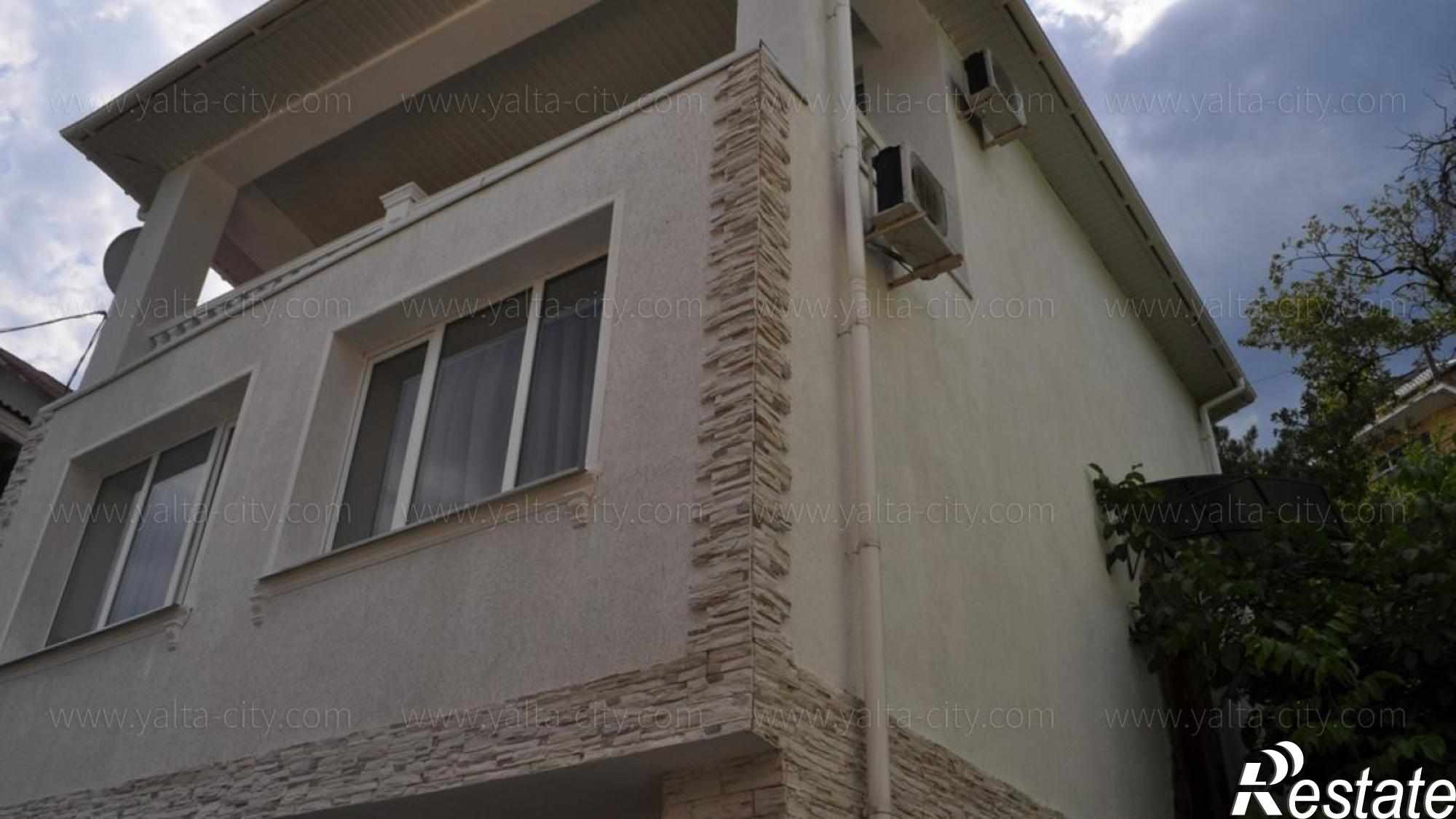 Купить дачу, дом, коттедж за 15 750 000 рублей на Алупкинское шоссе ул., 28